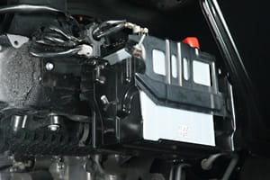 専用バッテリー移設キット付き