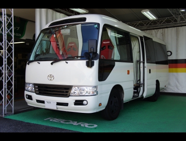 TOYOTA�@�R�[�X�^�[�@�h�A�����@�Ɂ@RECARO�i���J���j�@SR-7F�@KK100�@RED�@���A�[�����X�g�t���@�~���E�@����