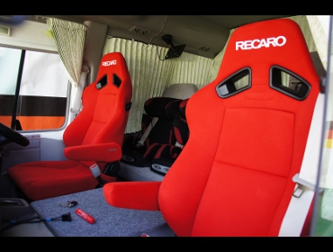 TOYOTA�@�R�[�X�^�[�@�h�A�����@�Ɂ@RECARO�i���J���j�@SR-7F�@KK100�@RED�@�A�[�����X�g�t���@�~���E�@����