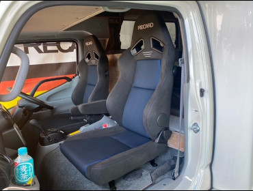 TOYOTA�@�N���A�@�J�����[�h�i2021�N�j�@�Ɂ@RECARO�i���J���j�@SR-7F�@GK100�@BK/�u���[�@�V�[�g�q�[�^�[�t���@�~���E�@����
