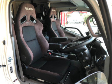 TOYOTA�@�A�l�b�N�X���o�e�B52DB�@�J�����[�h�@KDY281�i2021�N�j�@�Ɂ@RECARO�i���J���j�@SR-7F�@GU100H�@�u���E���@�V�[�g�q�[�^�[�t���@�~���E�@����