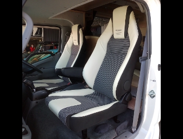 TOYOTA�@�J�����[�h�@GDY281�i2022�N�j�@�Ɂ@RECARO�i���J���j�@LX-F�@WL110H�@���@�A�[�����X�g�t���@�~���E�@����