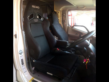 TOYOTA�@�J�����[�h�@GDY281�i2023�N�j�@�Ɂ@RECARO�i���J���j�@SR-7F�@GU100H�@BK�@�V�[�g�q�[�^�[�t���@����