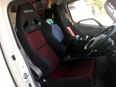 TOYOTA�@�J�����[�h�i�L�����s���O�J�[�j�@KDY�@�Ɂ@RECARO�i���J���j�@SR-7F�@GK100�@BK/RED�@�A�[�����X�g�t���@����