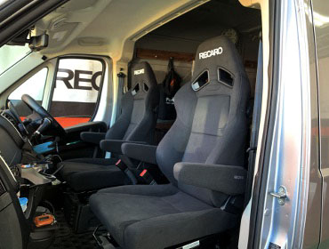 FIAT�@�f���J�g�@�Ɂ@RECARO�i���J���j�@SR-7F�@KK100�@BK�@�A�[�����X�g���r�@�~���E�@����