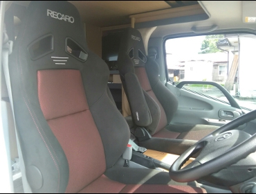TOYOTA�@�J�����[�h�@�o���e�b�N�R���h�o���N�X�@�Ɂ@RECARO�i���J���j�@SR-7F�@GK100�@BK/RED�@����