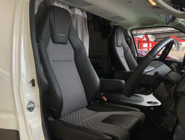 TOYOTA�@�n�C�G�[�X�@�L�����s���O�J�[�i2023�N�j�@�Ɂ@RECARO�i���J���j�@LX-F�@WL110H�@BK�@A/R�@�~���E�@����