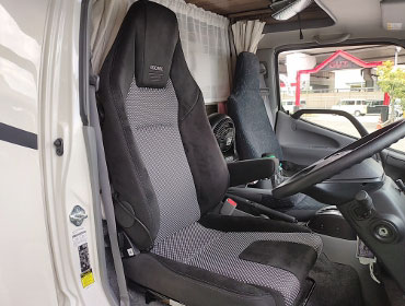 TOYOTA�@�J�����[�h�@�W��520�@KDY231�i2019�N�j�@�Ɂ@RECARO�i���J���j�@LX-F�@WU110�@A/R�@BK�@����