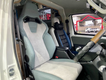 TOYOTA�@�L�����s���O�J�[�g���W���[�����@S413U�i2024�N�j�@�Ɂ@RECARO�i���J���j�@SR-C�@UT100�@A/R�@�T�[�W�O���C�@����