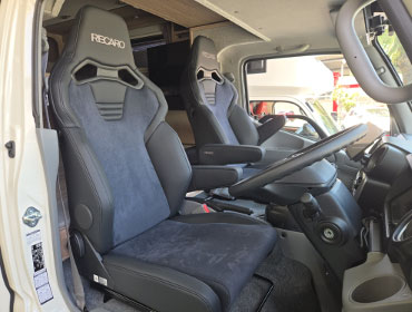 TOYOTA�@�A���b�^�@�J�����[�h�x�[�X�L�����s���O�@2DG-GDY231���i2025�N�j�@�Ɂ@RECARO�i���J���j�@SR-C�@UT100H�@A/R�@BK�@�V�[�g�q�[�^�[�t���@���@�A�[�����X�g�t���@�~���E�@����