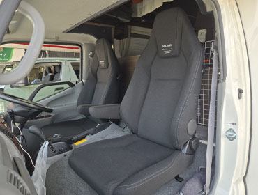 TOYOTA�@�J�����[�h�@TRY230���i2015�N�j�@�Ɂ@RECARO�i���J���j�@LX-F�@TR�@NN�@�V�[�g�q�[�^�[�t���@�~���E�@����