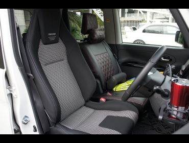 RECARO�i���J���V�[�g�j�@DAIHATSU�@�^���g�J�X�^���@L375S��RECARO�i���J���j�@LX-F IM 110 BK�@����
