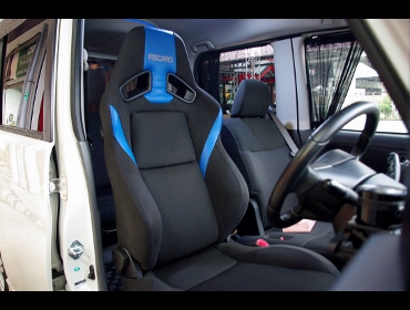 RECARO�i���J���V�[�g�j�@DAIHATSU�@�^���g�@L375S�Ƀ��J���@SR-7F Lassic H BK/BL�@����