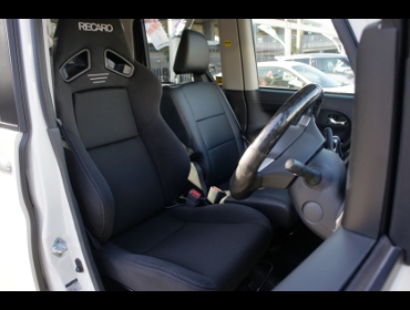 RECARO�i���J���V�[�g�j�@DAIHATSU�@�^���g�Ƀ��J���@SR-7F GK100�@BK/BK�@����