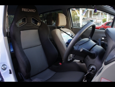 RECARO�i���J���V�[�g�j�@DAIHATSU�@�~���C�[�X�@LA300S�Ƀ��J���@SR-7 SK100�@BK/SIL�@����