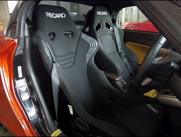 RECARO�i���J���V�[�g�j�@DAIHATSU�@�R�y�����[�u�Ƀ��J���@RS-GS�@BK�@���@SR-7 KK100�@BK�@����