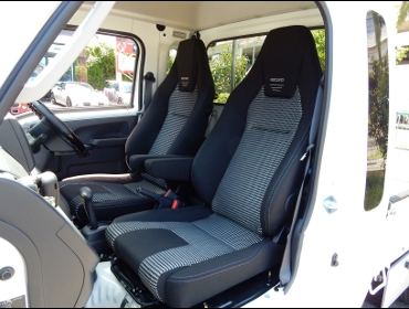RECARO�i���J���V�[�g�j�@DAIHATSU�@�n�C�[�b�g�W�����{�Ƀ��J���@LX-F�@IN110�@BK�@A/R�@�~2�r�@����