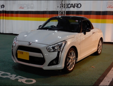 DAIHATSU�@�R�y���@LA400K�@�Ɂ@RECARO�i���J���j�V�[�g����