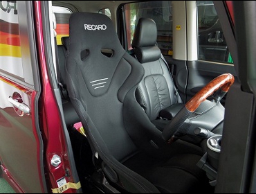 DAIHATSU�@�^���g�@LA600�@�Ɂ@RECARO�i���J���j�@TS-G�@GK�@BK/BK�@����
