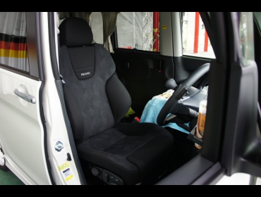 RECARO�i���J���V�[�g�j�@DAIHATSU�@�^���g�J�X�^���@LA610S�i2018�N�j�@�Ɂ@RECARO�i���J���j�@�X�^�C��DC�@BK�@����