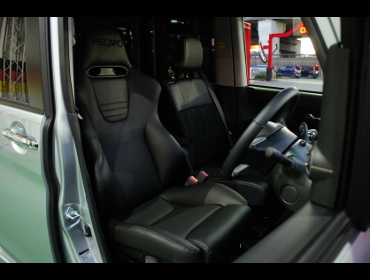 RECARO�i���J���V�[�g�j�@DAIHATSU�@�^���g�@�g�b�v�G�f�B�V����RS�@���~�e�b�hSA�V�@LA-600S�i2018�N11���j�@�Ɂ@RECARO�i���J���j�@�X�|�[�cJC�@BK�@����