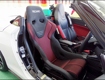 DAIHATSU�@�R�y���@�Z���@LA400K�i2017�N�j�@�Ɂ@RECARO�i���J���j�@RS-G�@GK�@BK/RED�@�V�[�g�q�[�^�[�t���@����