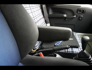 DAIHATSU�@�n�C�[�b�g�g���b�N�@S500P�@�Ɂ@RECARO�i���J���j�@SR-7F�@GK100�@BK/BUL�@A/R�@����