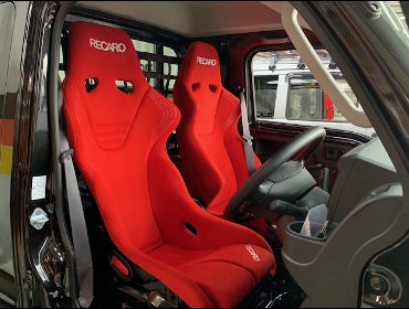 DAIHATSU�@�n�C�[�b�g�W�����{�@�Ɂ@RECARO�i���J���j�@RS-GS�@RED�@���@SR-6�@KK100S�@RED�@����