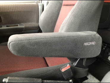 DAIHATSU�@�A�g���[���S���@�Ɂ@S321G�i2019�N�j�@�Ɂ@RECARO�i���J���j�@SR-7F�@GK100�@BK/RED�@�A�[�����X�g�t���@����
