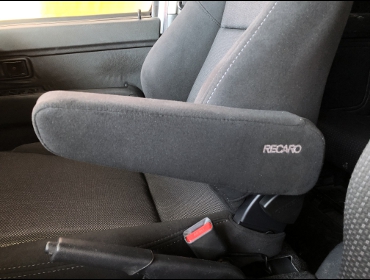 DAIHATSU�@�n�C�[�b�g�J�[�S�N���[�Y�@S321V�i2018�N�j�@�Ɂ@RECARO�i���J���j�@SR-7F�@GK100�@BK/SIL�@�A�[�����X�g�t���@����