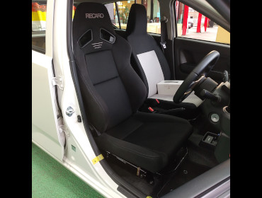 DAIHATSU�@�~���C�[�X�@LA350�i2018�N�j�@�Ɂ@RECARO�i���J���j�@SR-7F�@GK100�@BK/BK�@����