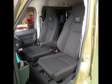 DAIHATU�@�A�g���[�@S710V�@�Ɂ@RECARO�i���J���j�@LX-F�@TR�@NN�@BK�@�A�[�����X�g�t���@�~���E�@����