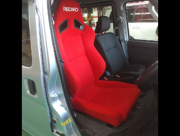 DAIHATSU�@�n�C�[�b�g�J�[�S�@S321V�i2021�N�j�@�Ɂ@RECARO�i���J���j�@SR-7F�@KK100�@RED�@����