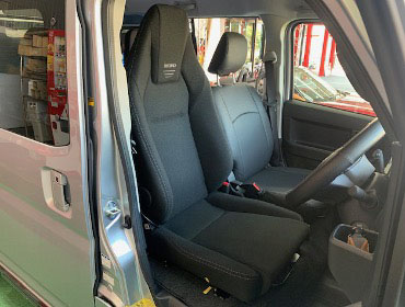 DAIHATSU�@�A�g���[�@S710V�i2023�N�j�@�Ɂ@RECARO�i���J���j�@LX-F TR NN BK�@����
