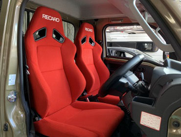 DAIHATSU�@�n�C�[�b�g�W�����{�g���b�N�i2022�N�j�@�Ɂ@RECARO�i���J���j�@SR-7F�@KK100�@RED�@�~���E�@�����@
