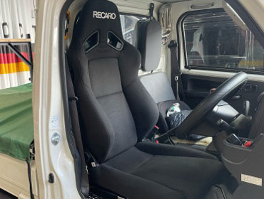 DAIHATSU�@�n�C�[�b�g�g���b�N�@S500�@�Ɂ@RECARO�i���J���j�@SR-7F�@KK100�@BK�@����