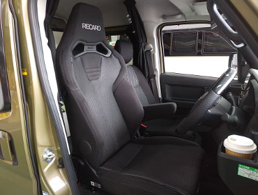 DAIHATSU�@�A�g���[�@S710V�i2024�N�j�@�Ɂ@RECARO�i���J���j�@SR-C�@BK100H�@A/R�@BK/SIL�@�V�[�g�q�[�^�[�t���@�A�[�����X�g�t���@����
