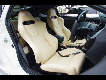 ���J���@�X�|�[�cJC�@���U�[�@�z���C�g