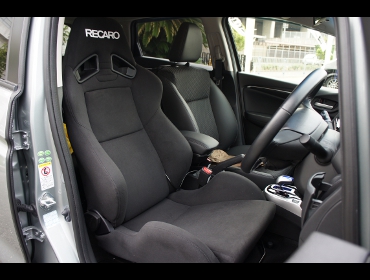 RECARO�i���J���V�[�g�j�@HONDA�@�t�B�b�g�@GP5��RECARO�i���J���j�@SR-7 KK100�@BK�@����