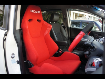 RECARO�i���J���V�[�g�j�@HONDA�@�t���[�h�n�C�u���b�g�@GP3��RECARO�i���J���j�@SR-6�@KK100S�@RED�@����