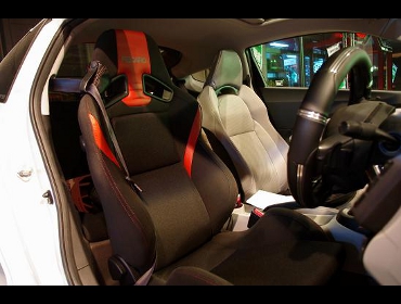 RECARO�i���J���V�[�g�j�@HONDA�@CR-Z�@ZF1��RECARO�i���J���j�@SR-7 Lassic RED/RED�@����