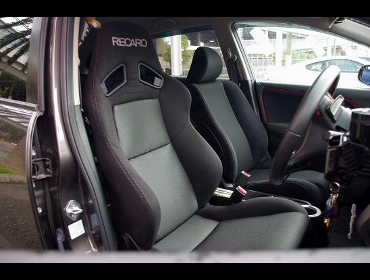 RECARO�i���J���V�[�g�j�@HONDA�@�X�g���[���@RN8��RECARO�i���J���j�@SR-7F SK100�@BK/SIL�@����
