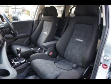 RECARO�i���J���V�[�g�j�@HONDA�@�t�B�b�g�@GD4��RECARO�i���J���j�@�G���S���hD�@BK�@�~2�r�@����