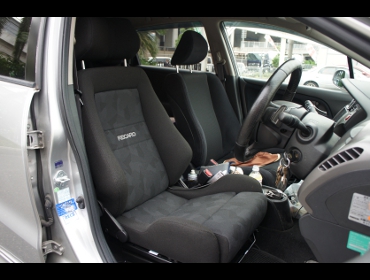 RECARO�i���J���V�[�g�j�@HONDA�@�X�g���[���@RN6�Ƀ��J���@�G���S���hLD�@BK�@����