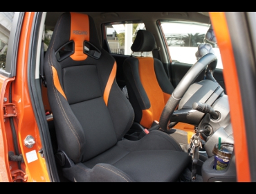 RECARO�i���J���V�[�g�j�@HONDA�@�t�B�b�g�@GE8�Ƀ��J���@SR-7 Lassic OR/OR�@����