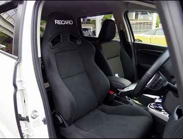 RECARO�i���J���V�[�g�j�@HONDA�@�t�B�b�g3�@�n�C�u���b�h��RECARO�i���J���j�@SR-7F KK100 BK�@����