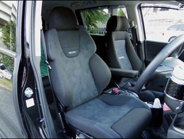 RECARO�i���J���V�[�g�j�@HONDA�@�I�f�b�Z�C�@RC4�Ƀ��J���@�X�^�C��DC�@���@�G���S���hMV�@BK�@����