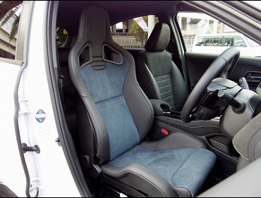 RECARO�i���J���V�[�g�j�@HONDA�@���F�[���Ƀ��J���@�X�|�[�c�X�^�[CL100H�@����