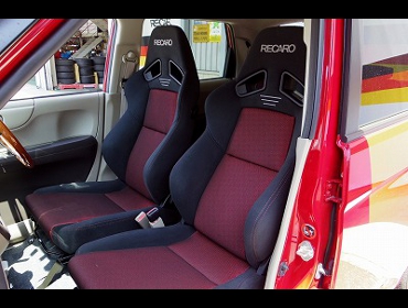 RECARO�i���J���V�[�g�j�@HONDA�@N-ONE�Ƀ��J���@SR-7F�@GK100�@BK/RED�@�~2�r�@����
