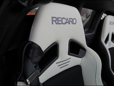 HONDA�@S660�@�Ɂ@RECARO�i���J���j�@SR-7F�@Lassic�@���@�~2�r�@����